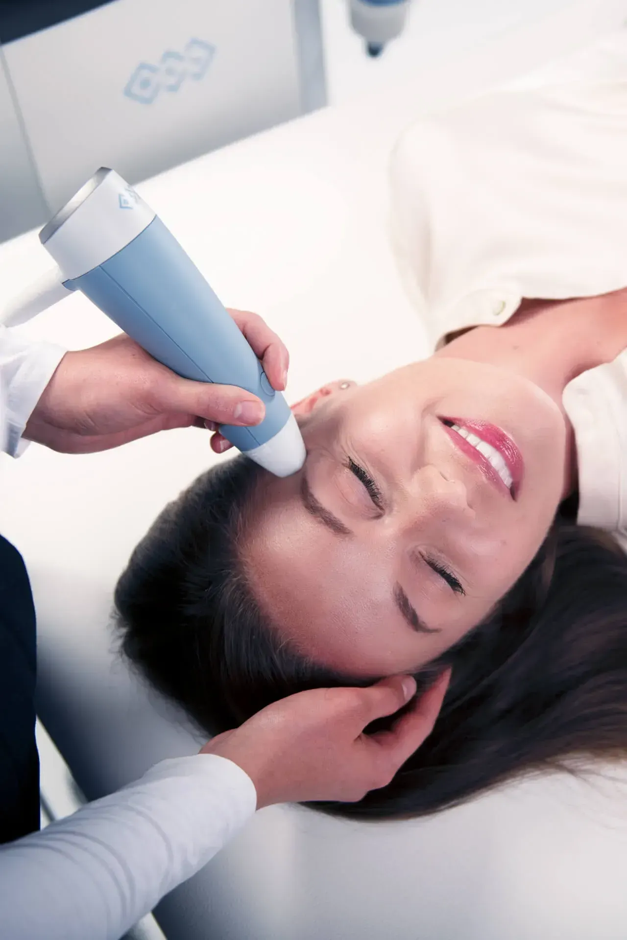 Before and after facial skin tightening results showing a firmer jawline in Ocala, Florida